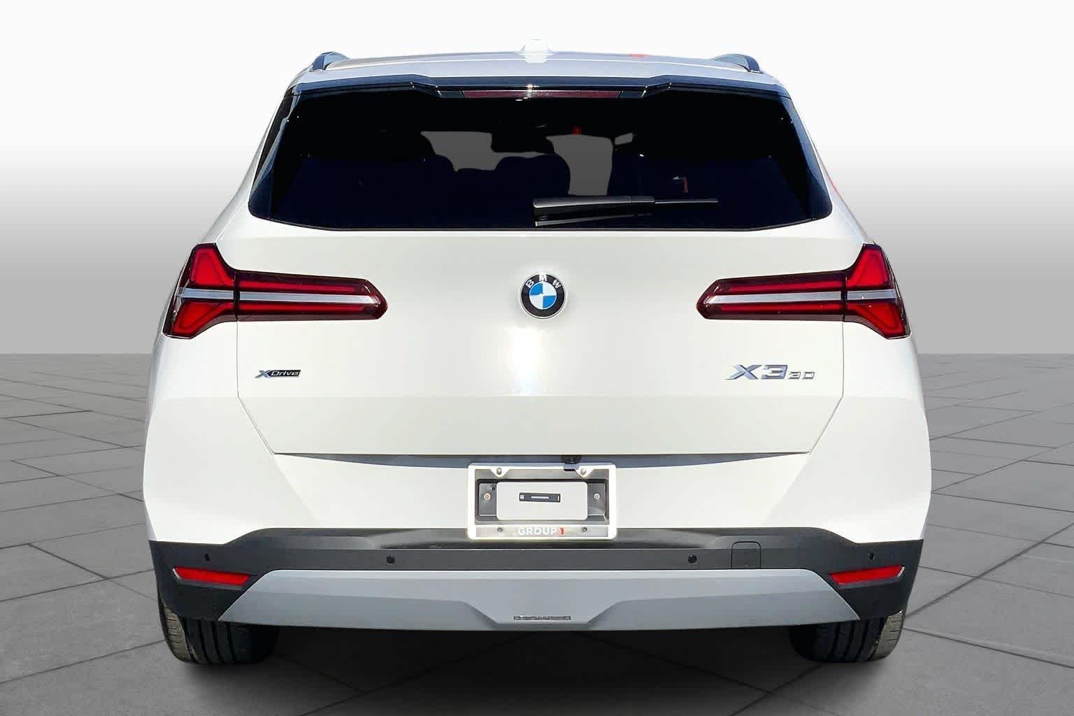 2026 BMW X3 30 - Photo 8