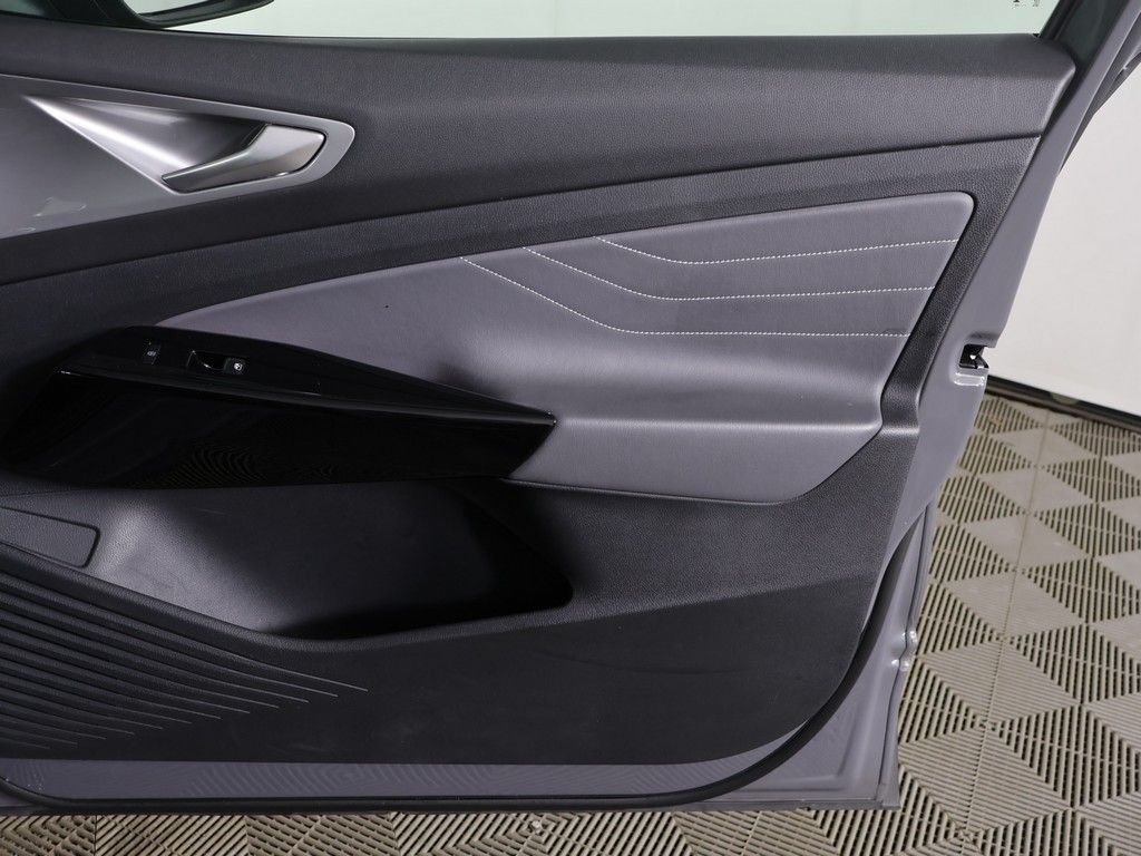 Used 2023 Gray Volkswagen Pro S image 23