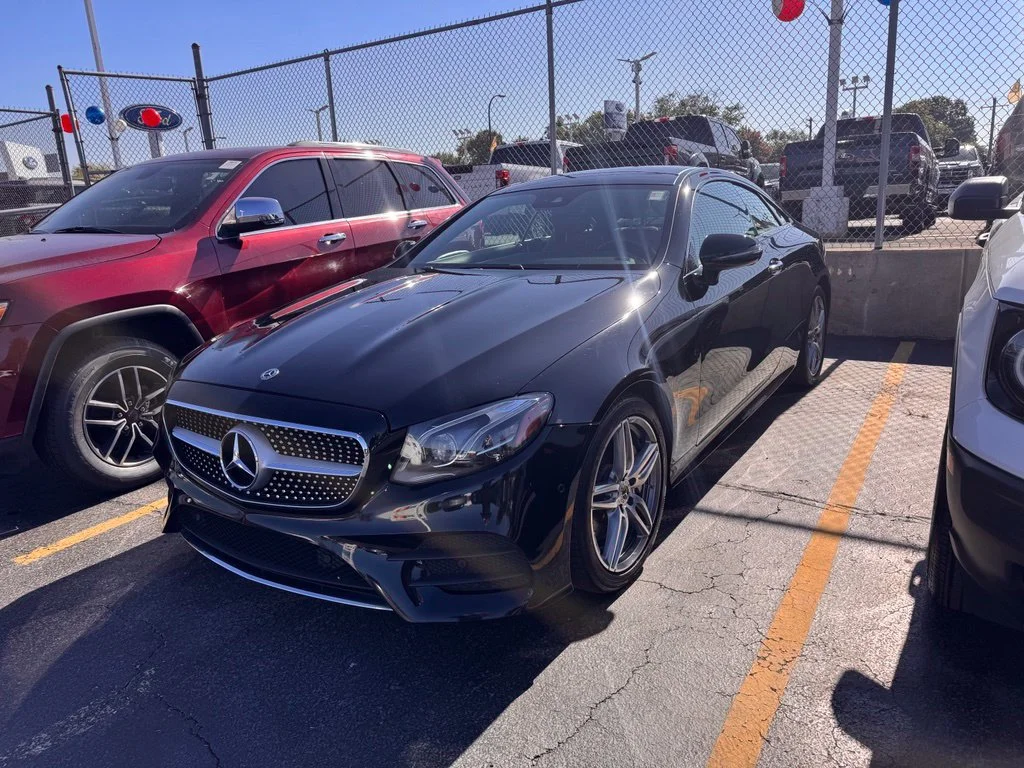 Used 2018  Mercedes-Benz E 400 image 4