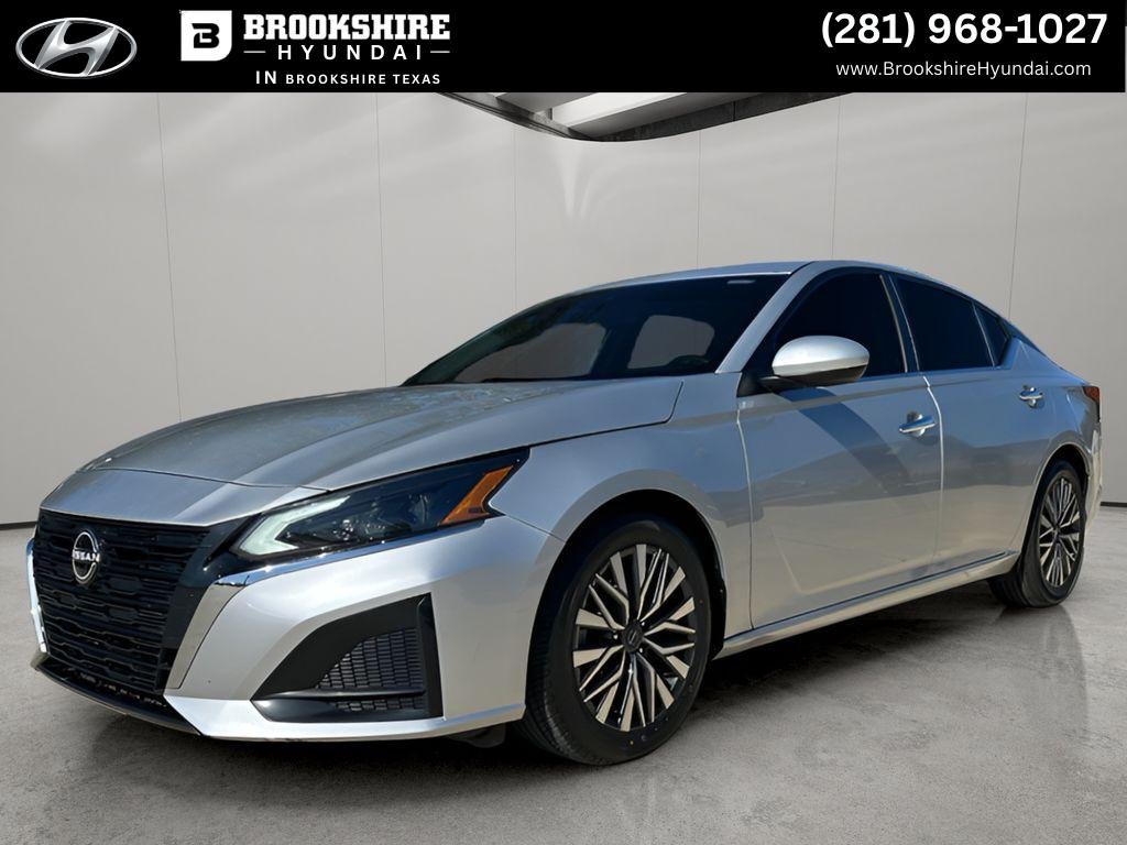 2023 Nissan Altima SV