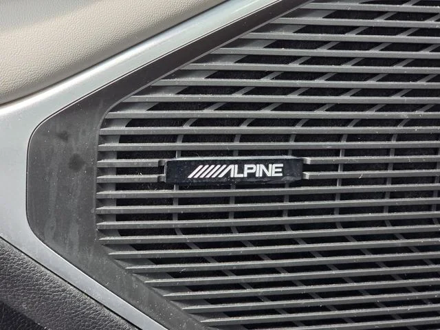 Certified Used 2022 Diamond Black Jeep Series III image 33