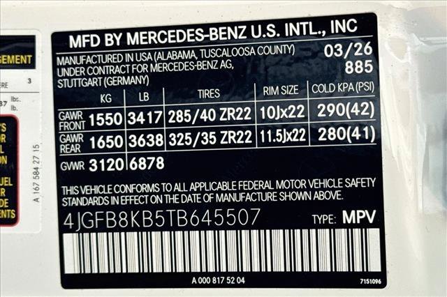 New 2026 MANUFAKTUR Moonlight White Metallic Mercedes-Benz AMG® GLE 63 S image 60