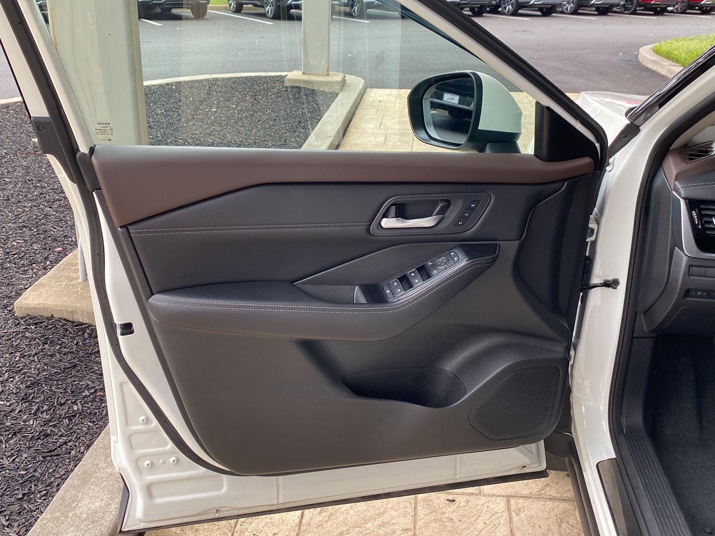 Certified Used 2023 Pearl White Tricoat Nissan SL image 24