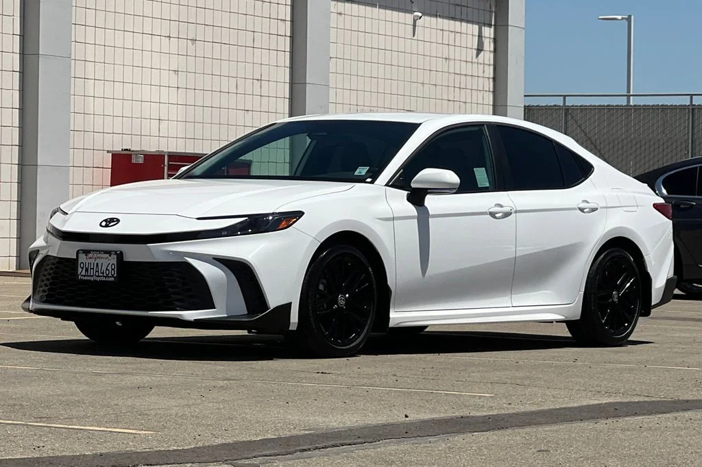 Certified Used 2026 White Toyota SE image 10