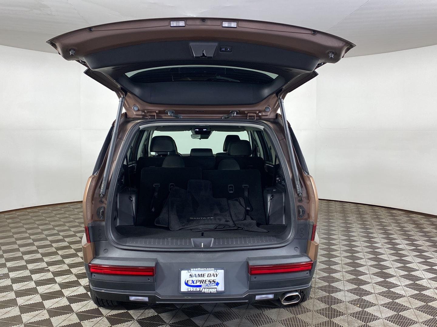 Used 2024 Earthy Brass Matte Hyundai XRT image 26