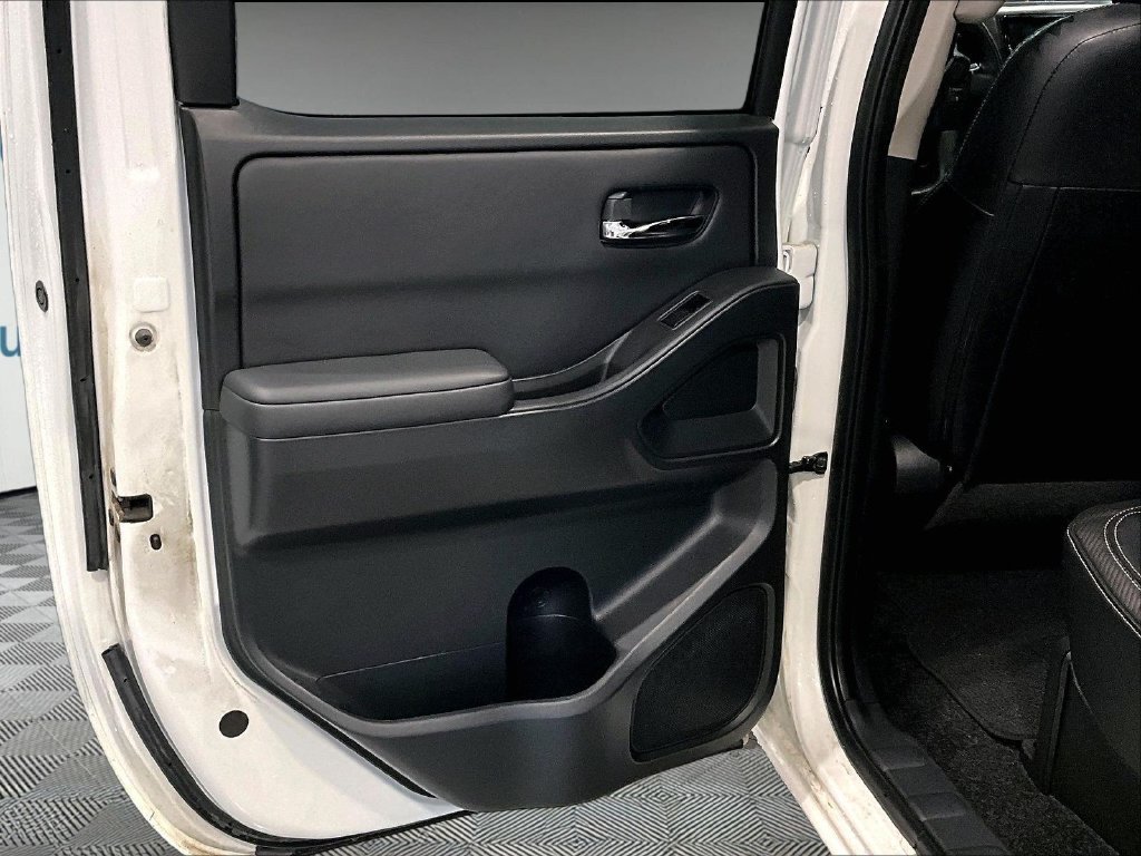Used 2024 White Nissan SL image 22