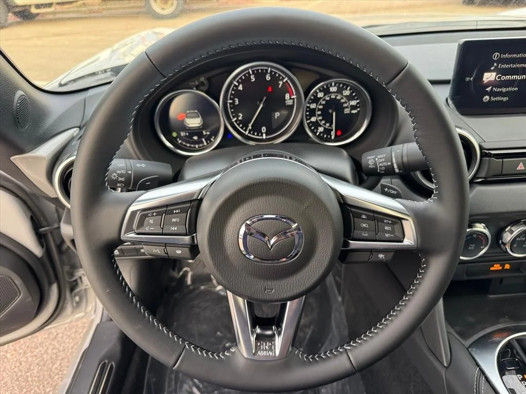2025 Mazda MX-5 Miata Grand Touring - Photo 9
