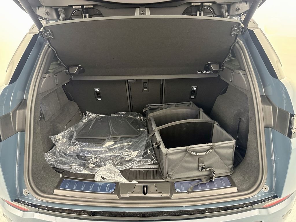 New 2026 Tribeca Blue Land Rover Hoxton Edition image 27