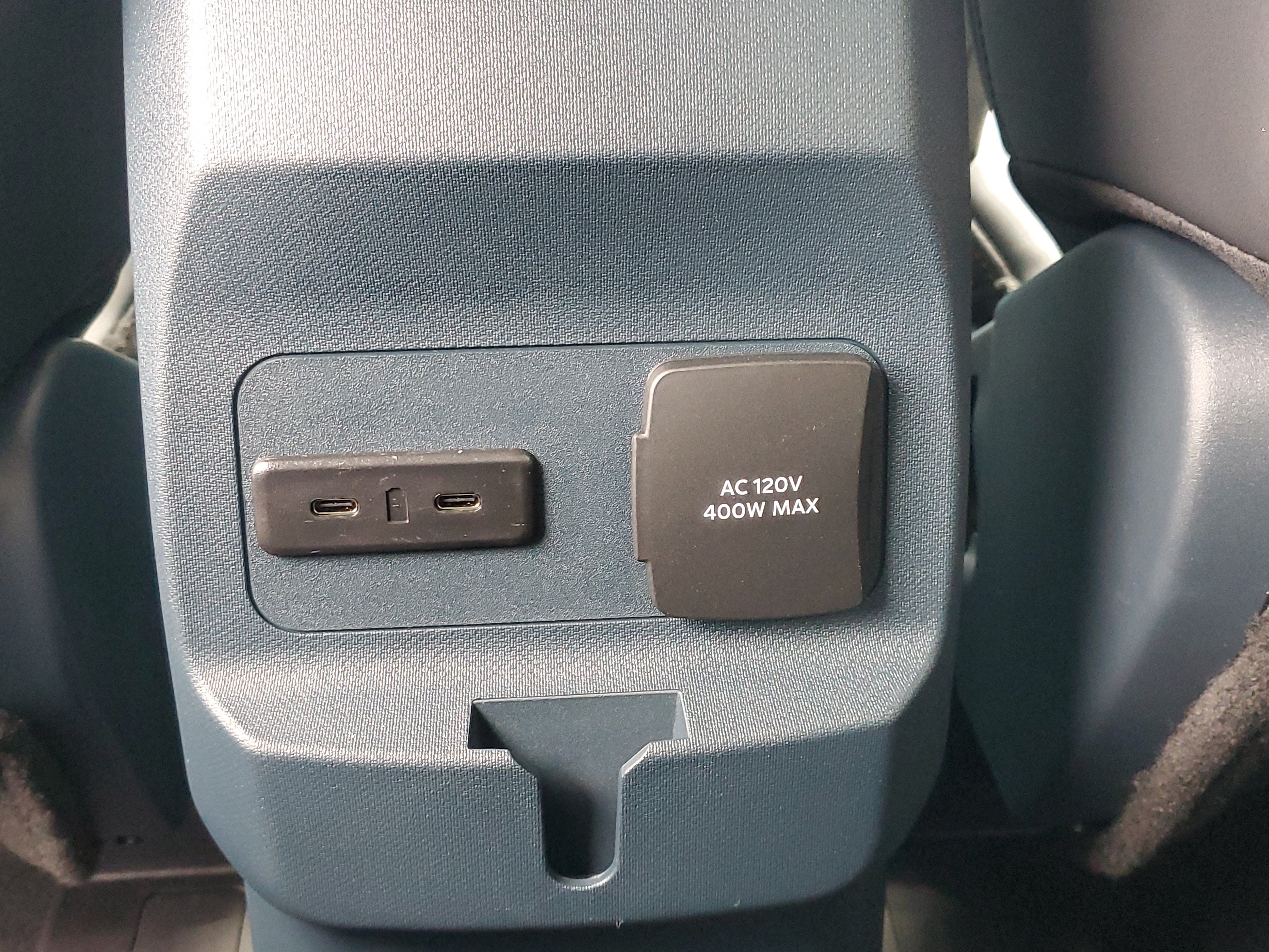 New 2026 Space White Metallic Ford Tremor® image 28