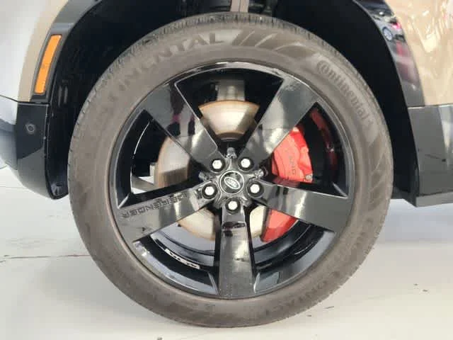 Used 2023 Gondwana Stone Metallic Land Rover X image 8