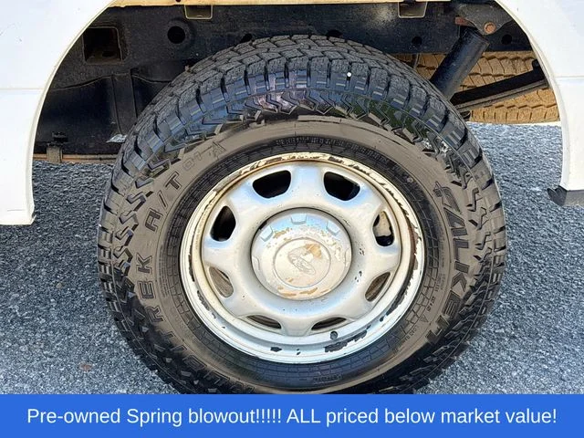 Used 2018 White Ford XL image 14