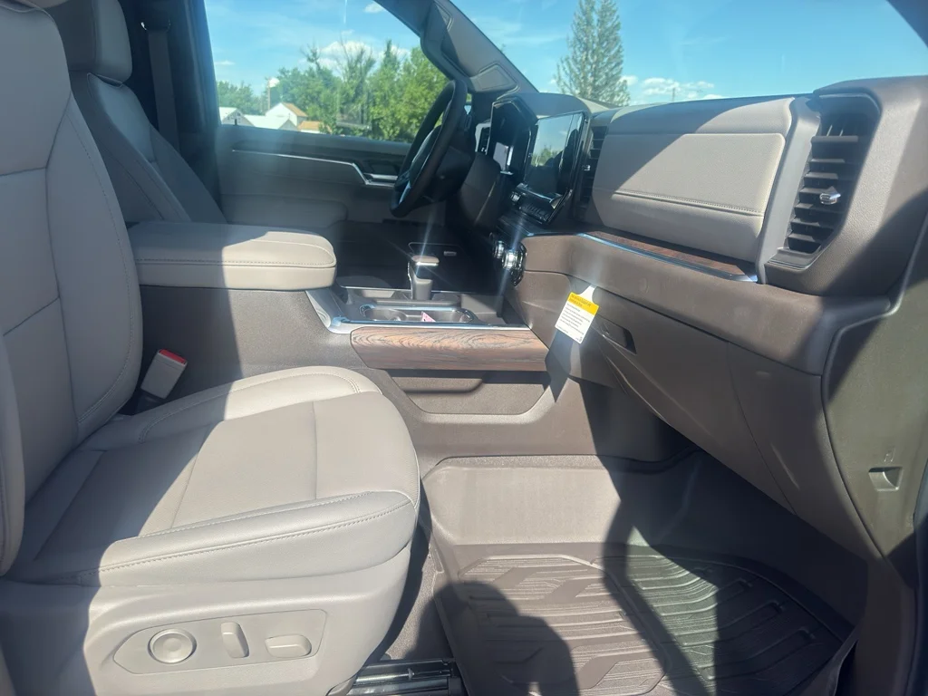 New 2026 Sterling Metallic GMC SLT image 17