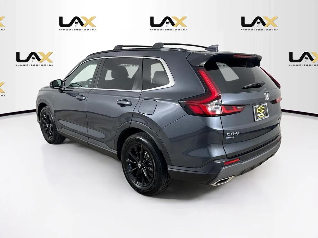 Used 2024  Honda Sport image 5