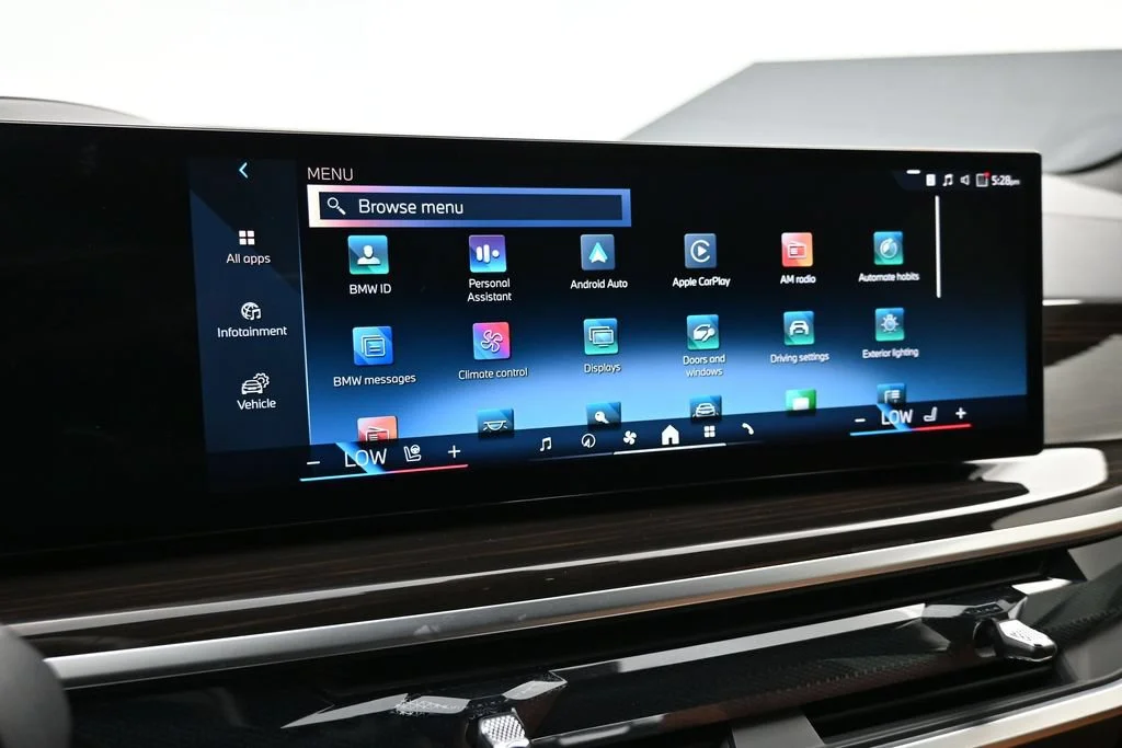 Used 2025 Black BMW xDrive40i image 16