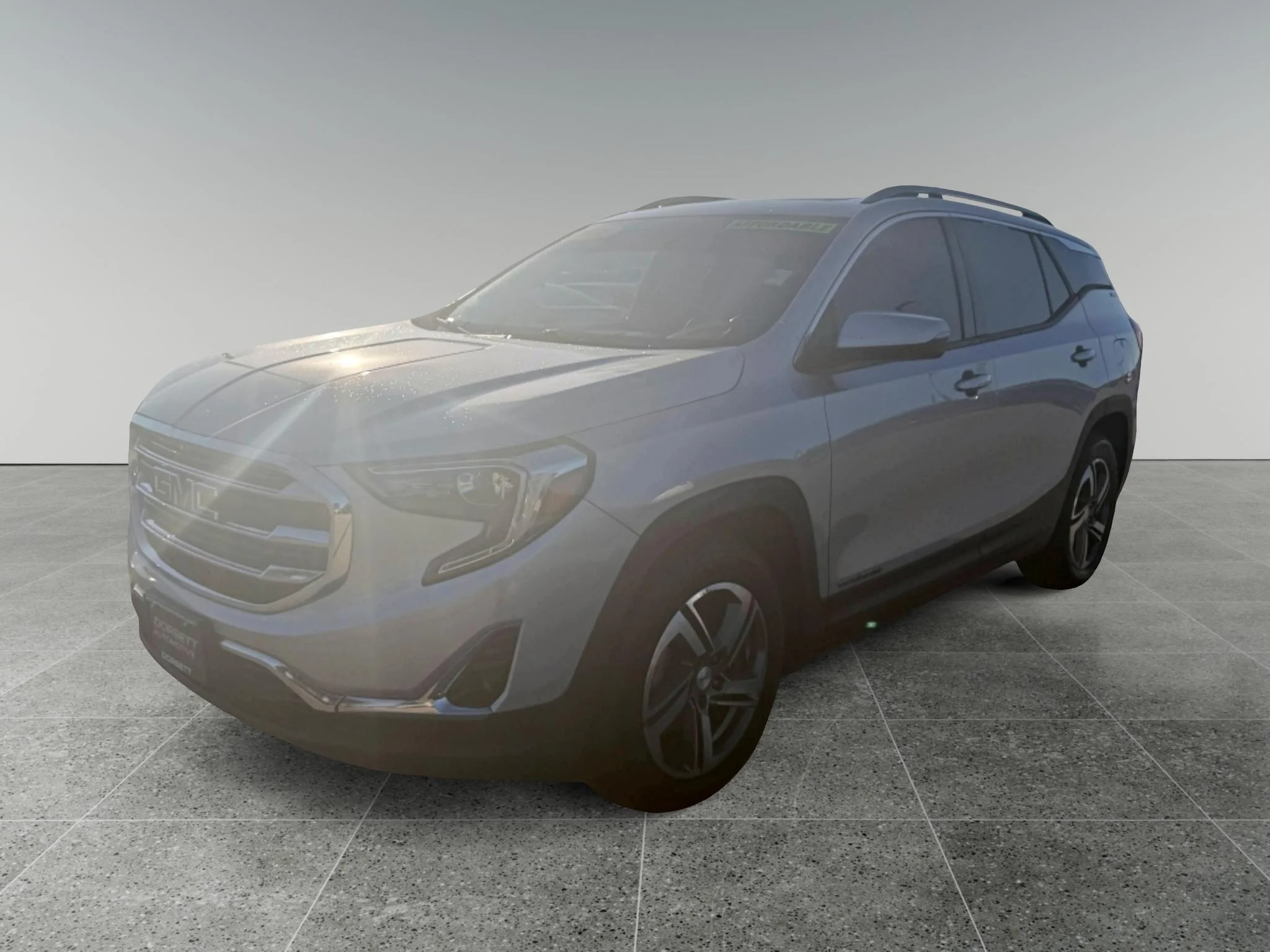Used 2018 Quicksilver Metallic GMC SLT image 1