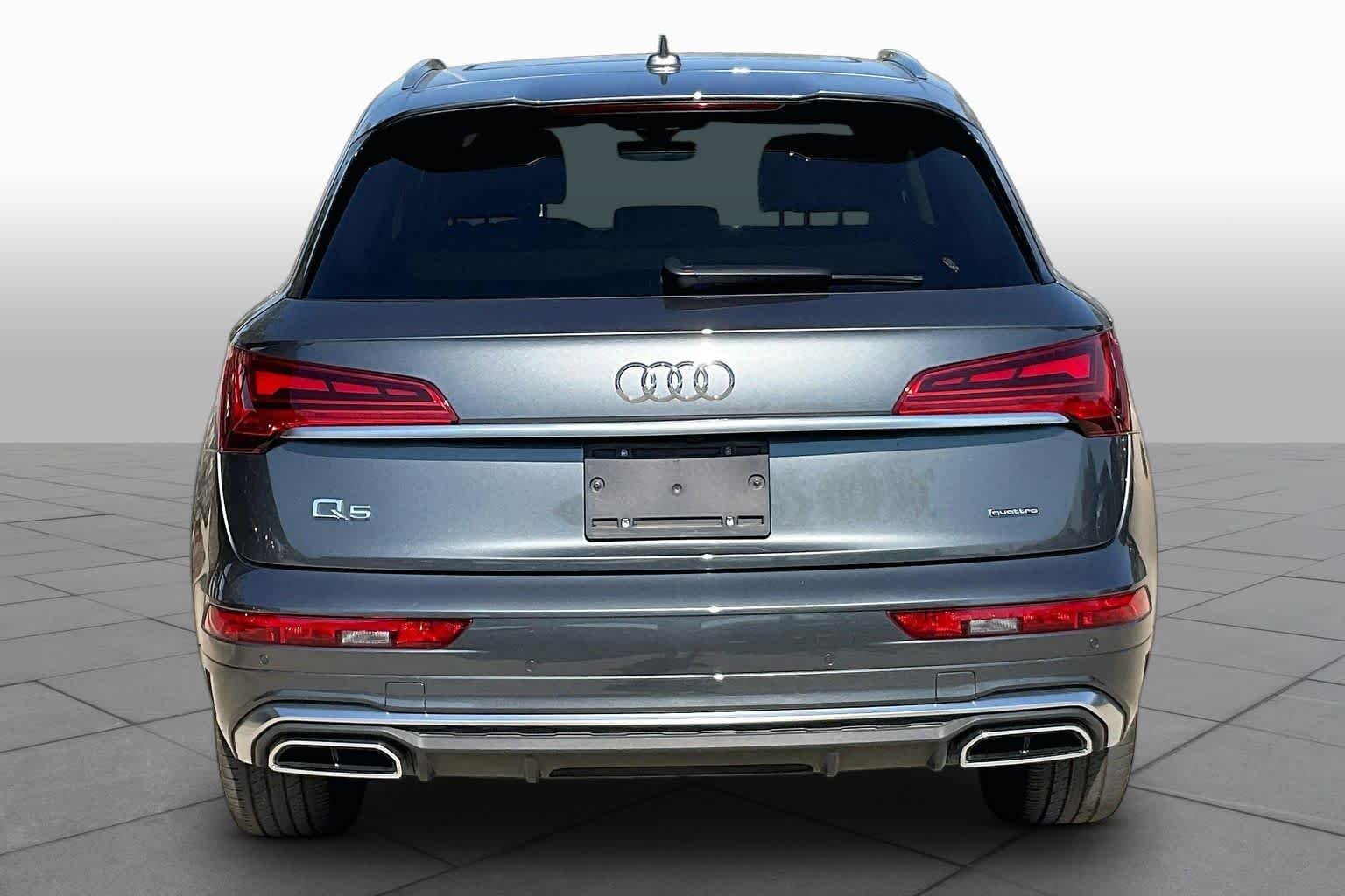 Used 2024 Daytona Gray Pearl Effect Audi S line Premium image 5