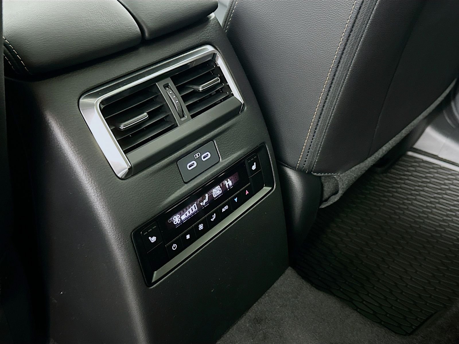 2026 Mazda CX-90 Preferred Package - Photo 26
