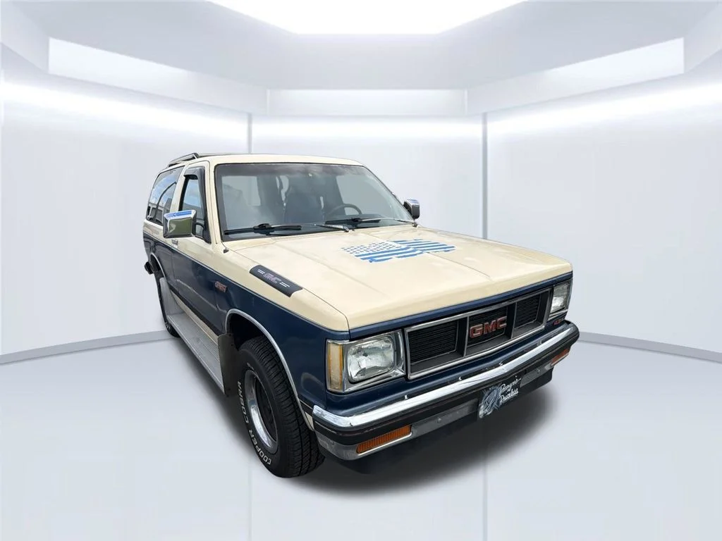 Used 1989 Blue GMC Base image 6