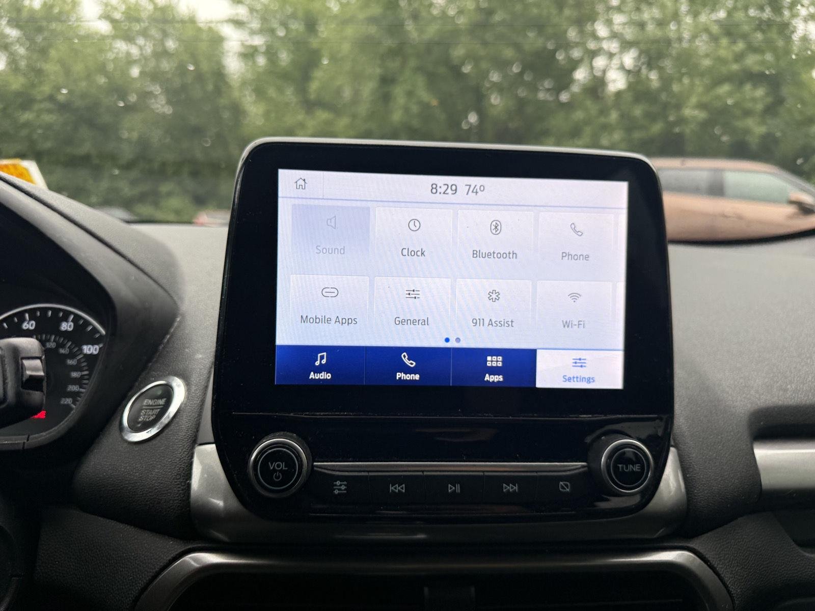 Used 2020 Lightning Blue Ford SE image 13