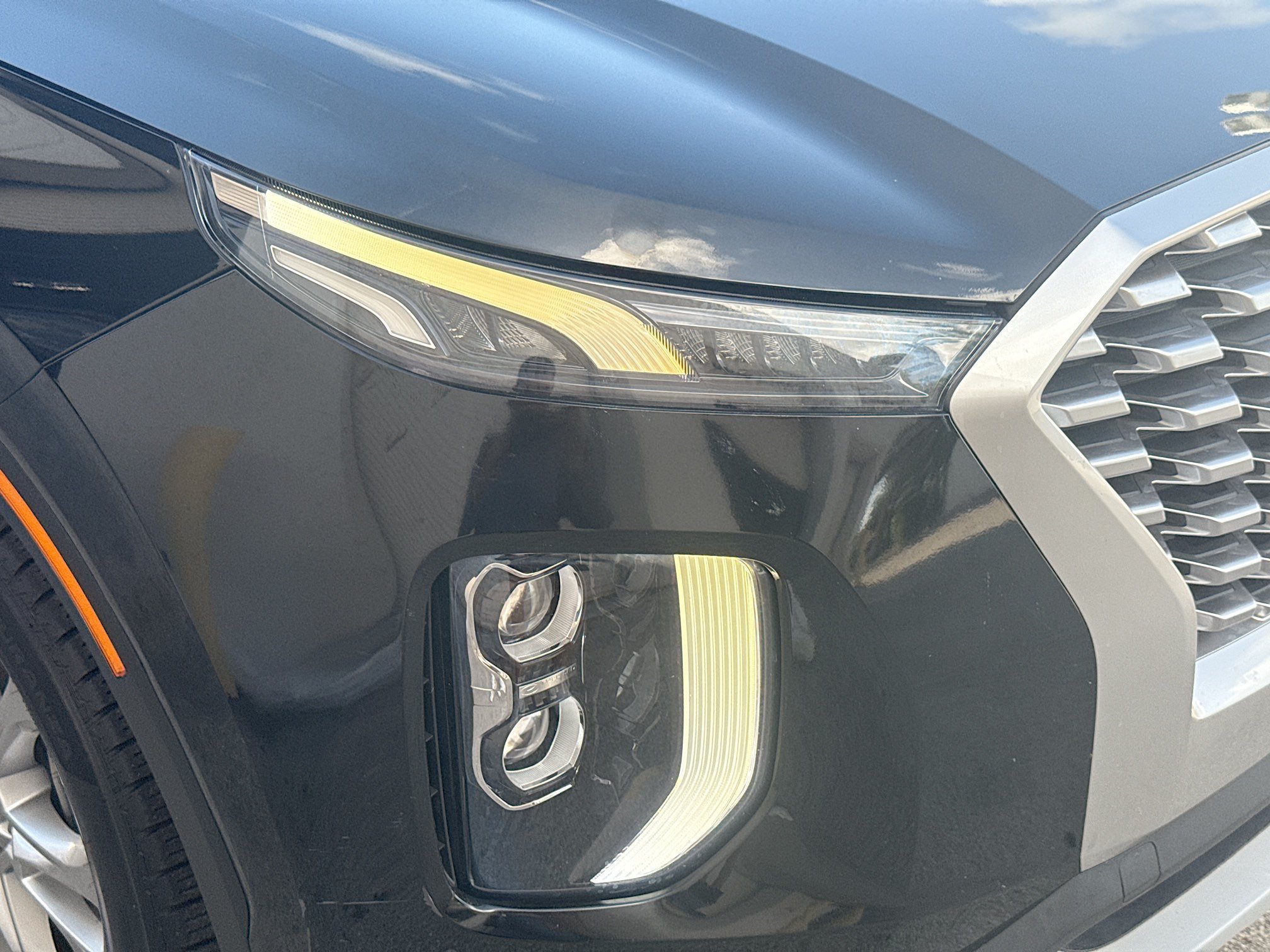 Used 2022 Abyss Black Pearl Hyundai SE image 32