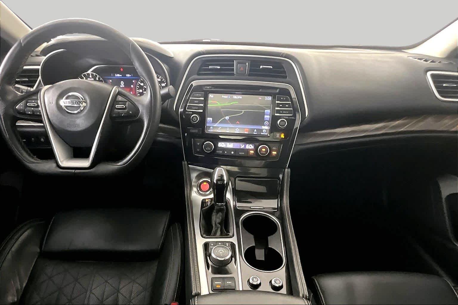 Used 2016 Bordeaux Black Nissan 3.5 Platinum image 14