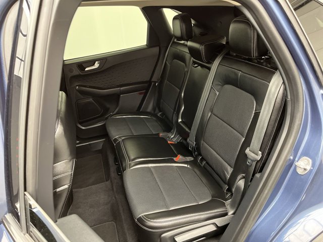 Used 2020 Blue Metallic Ford Titanium image 13