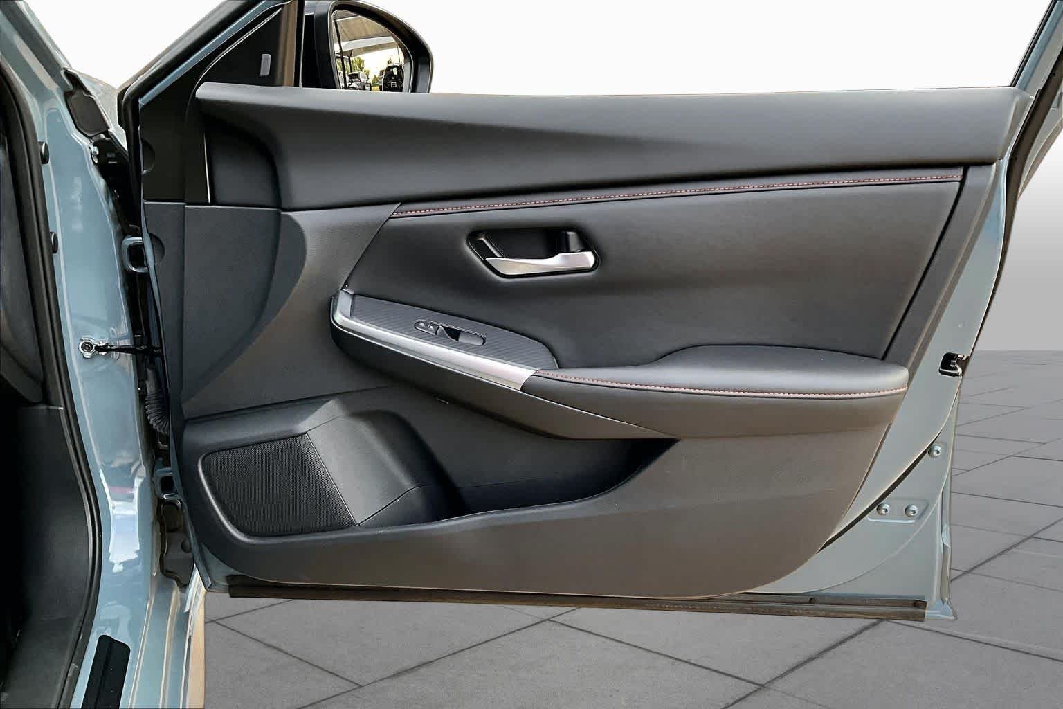 Used 2024 Atlantic Gray Metallic Nissan SR image 21