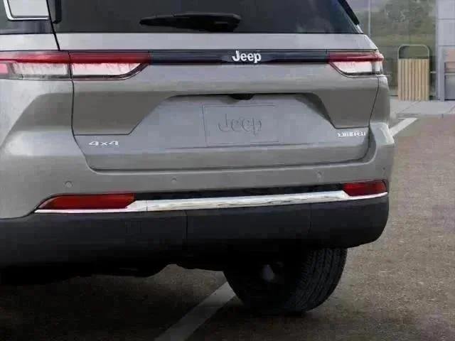 New 2026 Silver Zynith Exterior Paint Jeep Limited image 48