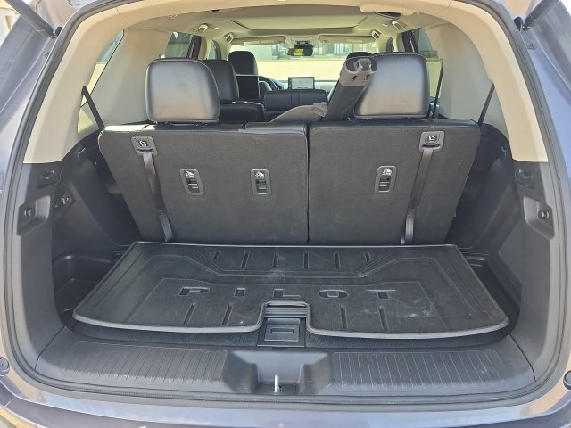 Used 2023 Gray Honda Touring image 32