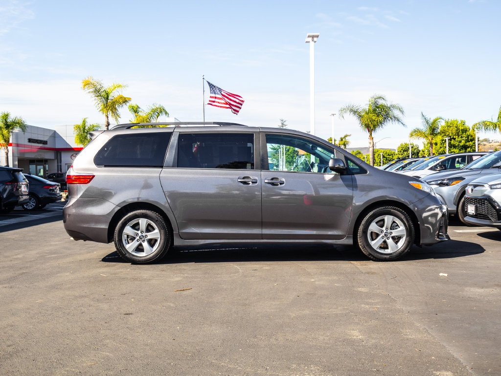 Certified Used 2018 Gray Toyota LE image 11