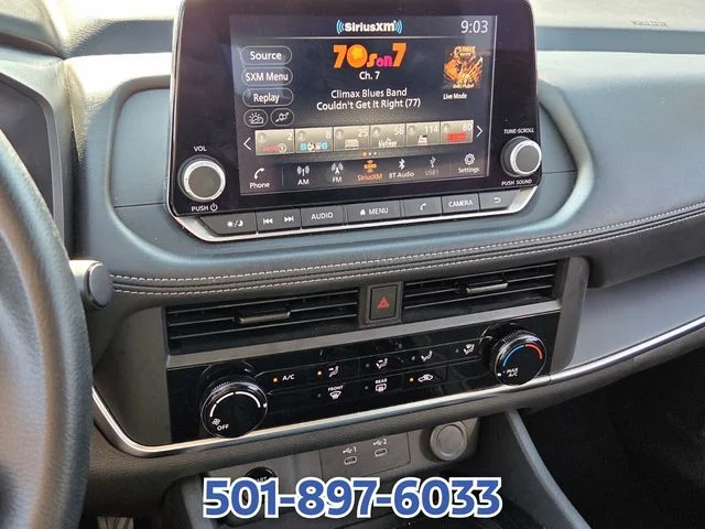 Used 2024 Silver Nissan S image 17