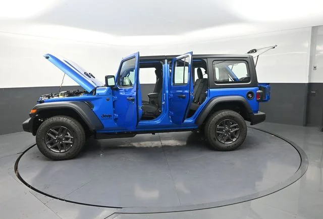 New 2026 Hydro Blue Pearl-Coat Exterior Paint Jeep Sport image 32