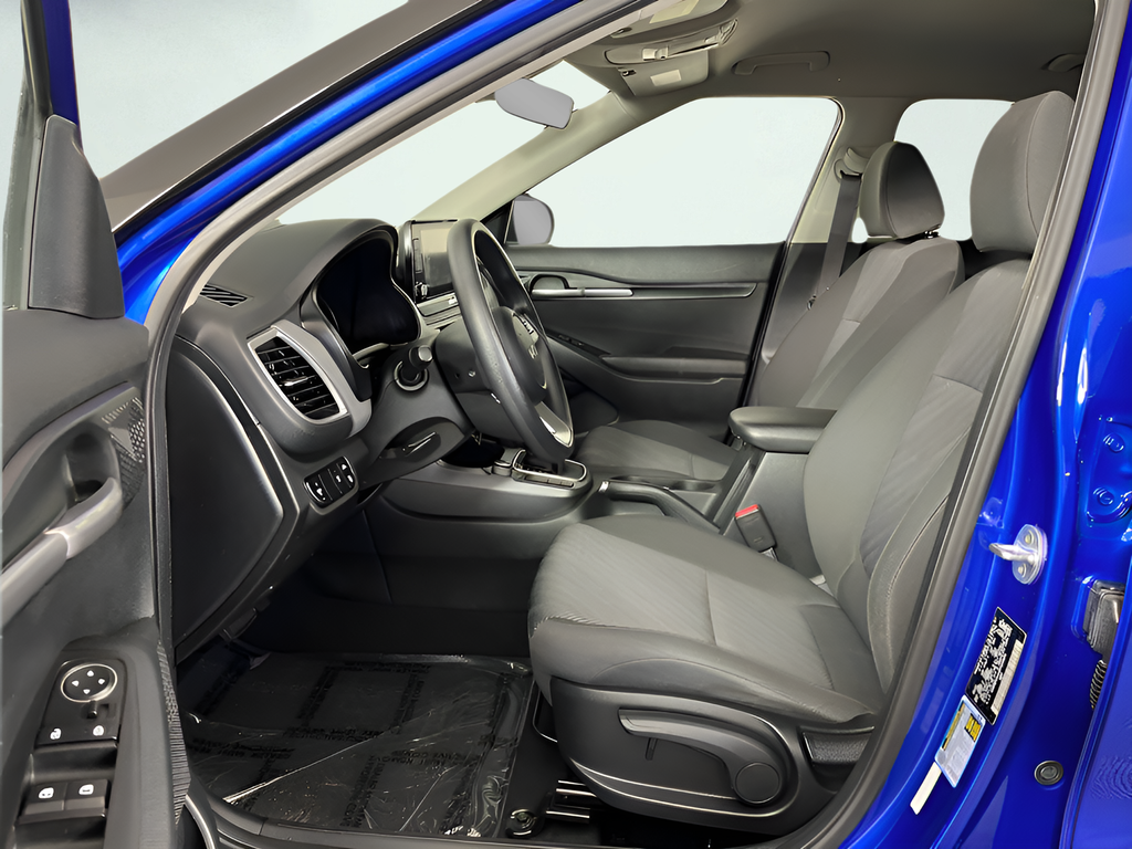 2023 Kia Seltos LX - Photo 10