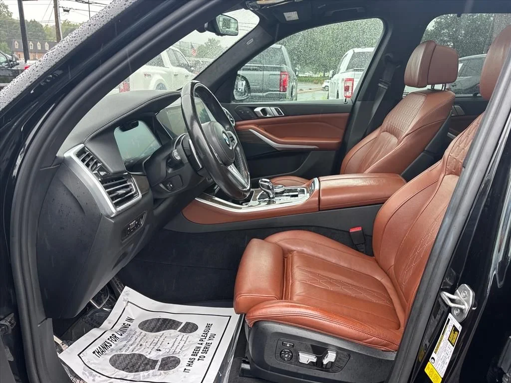 Used 2022 Black BMW sDrive40i image 22