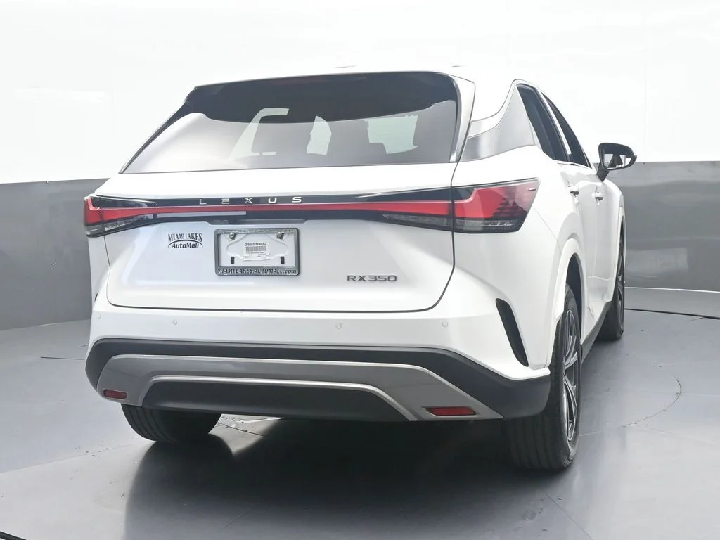 Used 2025 White Pearl Lexus 350 image 5