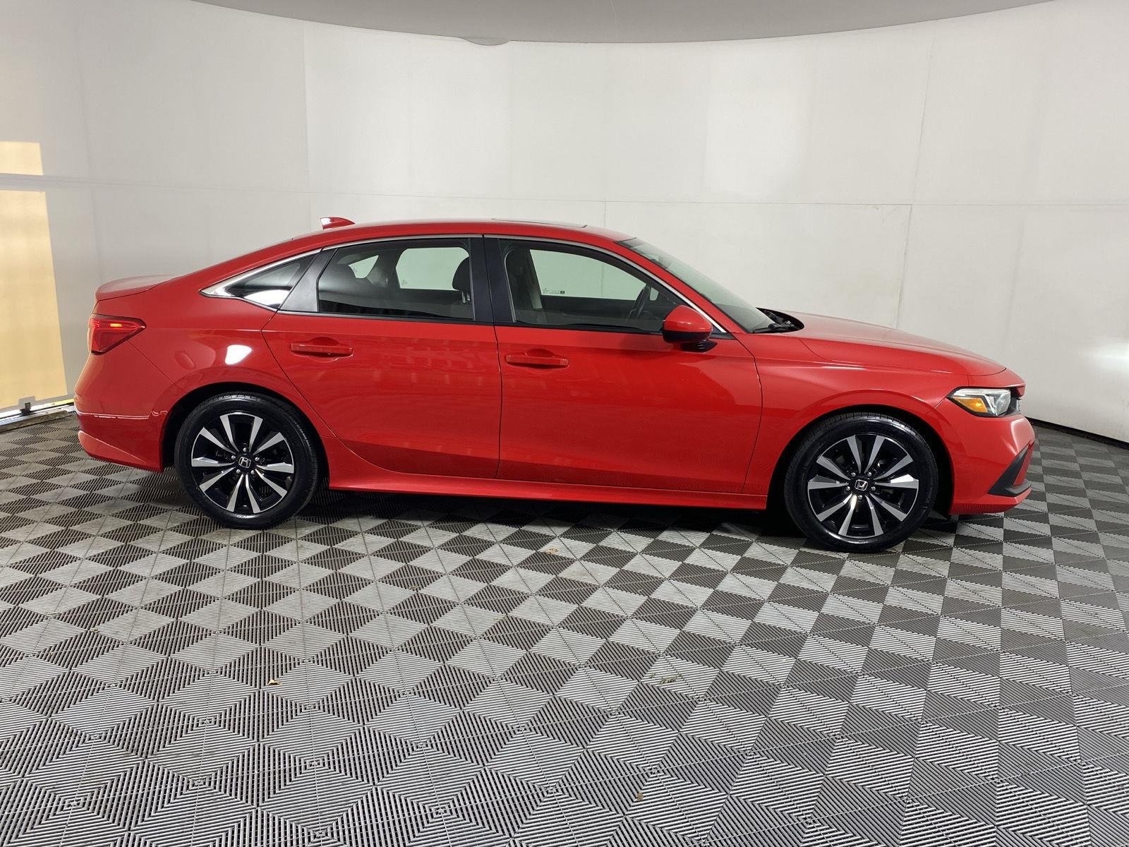 Used 2024 Rallye Red Honda EX image 9