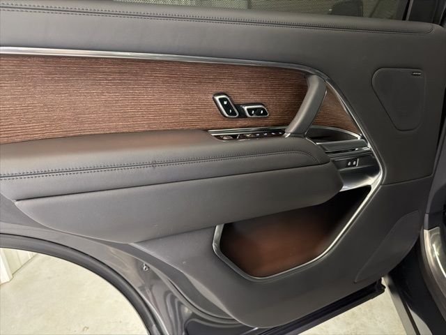 2023 Land Rover Range Rover SE - Photo 12