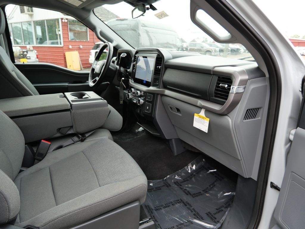 Certified Used 2025 White Ford XLT image 10
