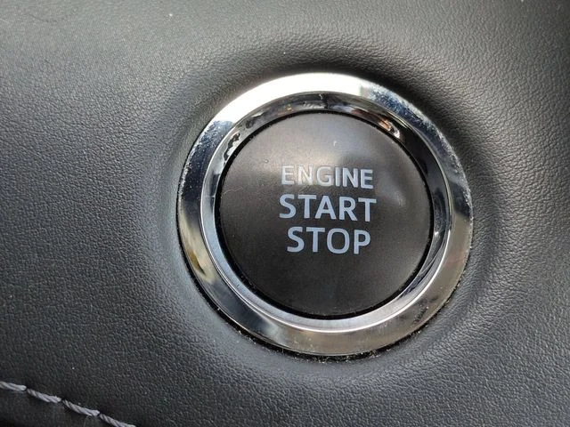 Used 2022  Toyota XLE image 28
