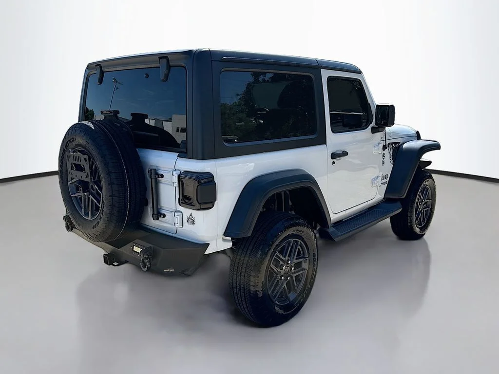 Used 2019 Bright White Clearcoat Jeep Sport S image 7