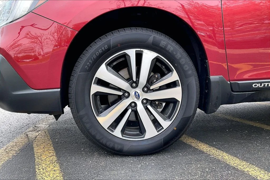 Used 2019 Red Subaru 2.5i image 10
