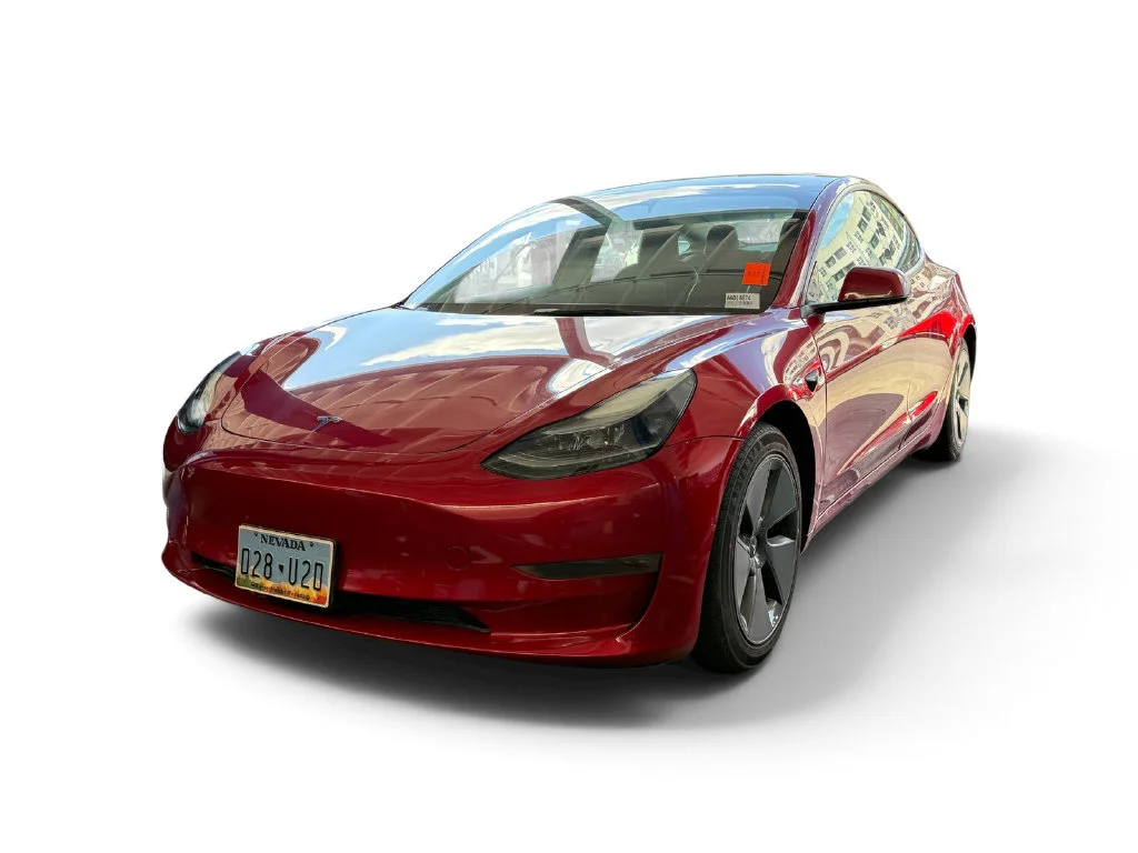 Used 2022 Red Tesla Long Range image 17