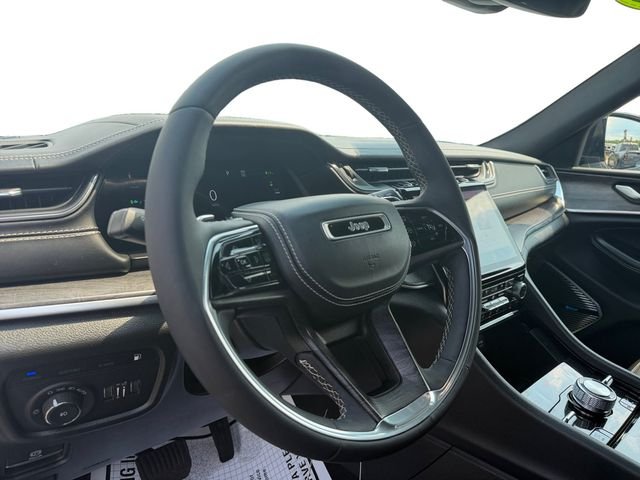 Used 2022 White Jeep Overland 4xe image 15