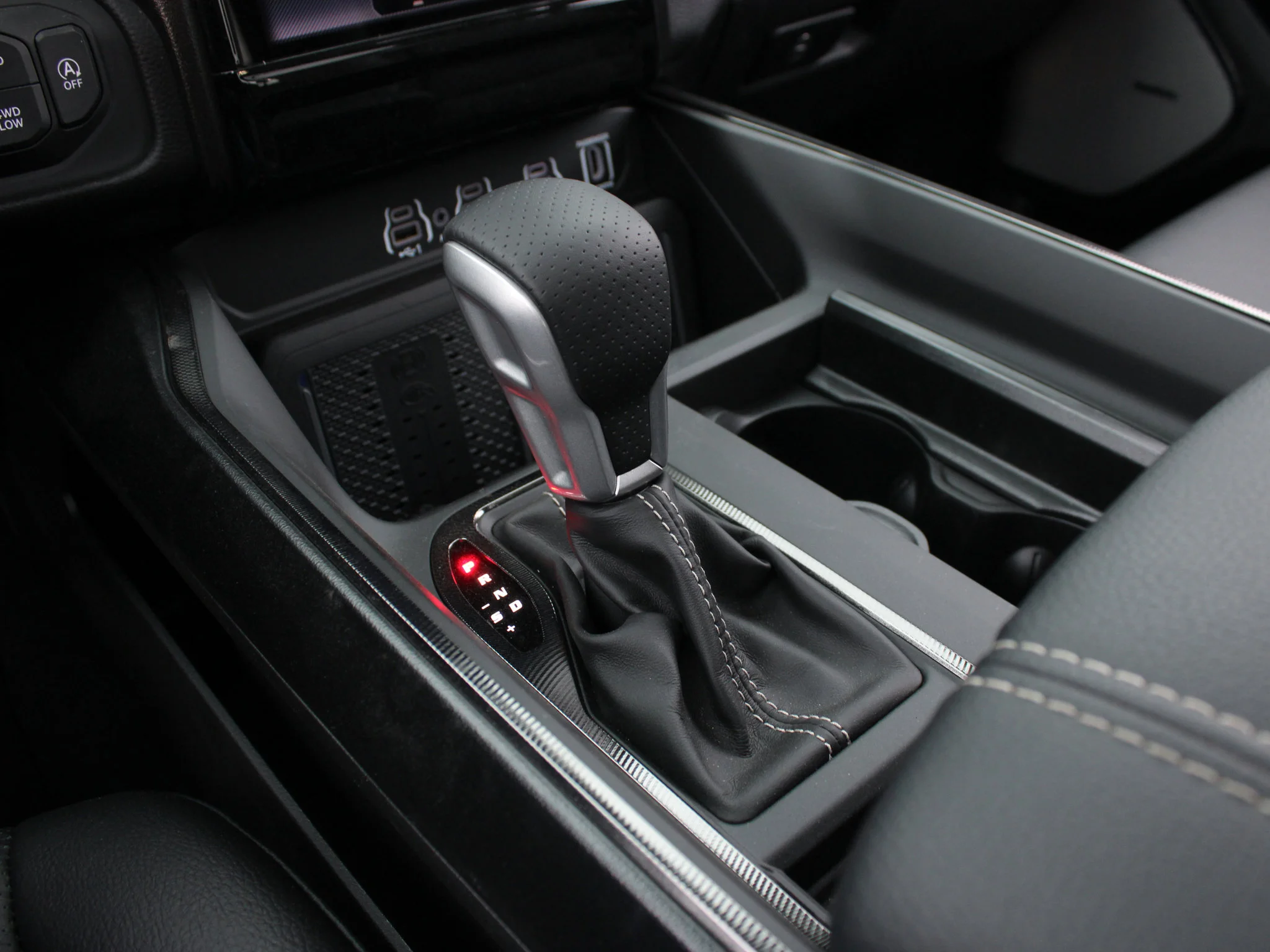 New 2026 Grey RAM Sport* image 22
