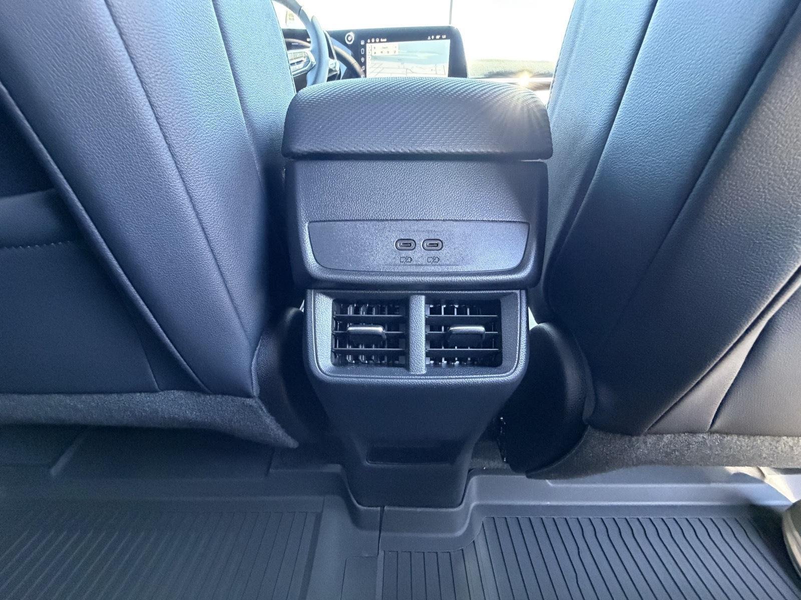 2026 Chevrolet Equinox LT - Photo 28