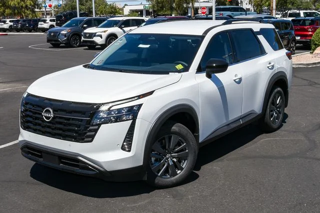New 2026 Everest White Pearl TriCoat Nissan SV image 41
