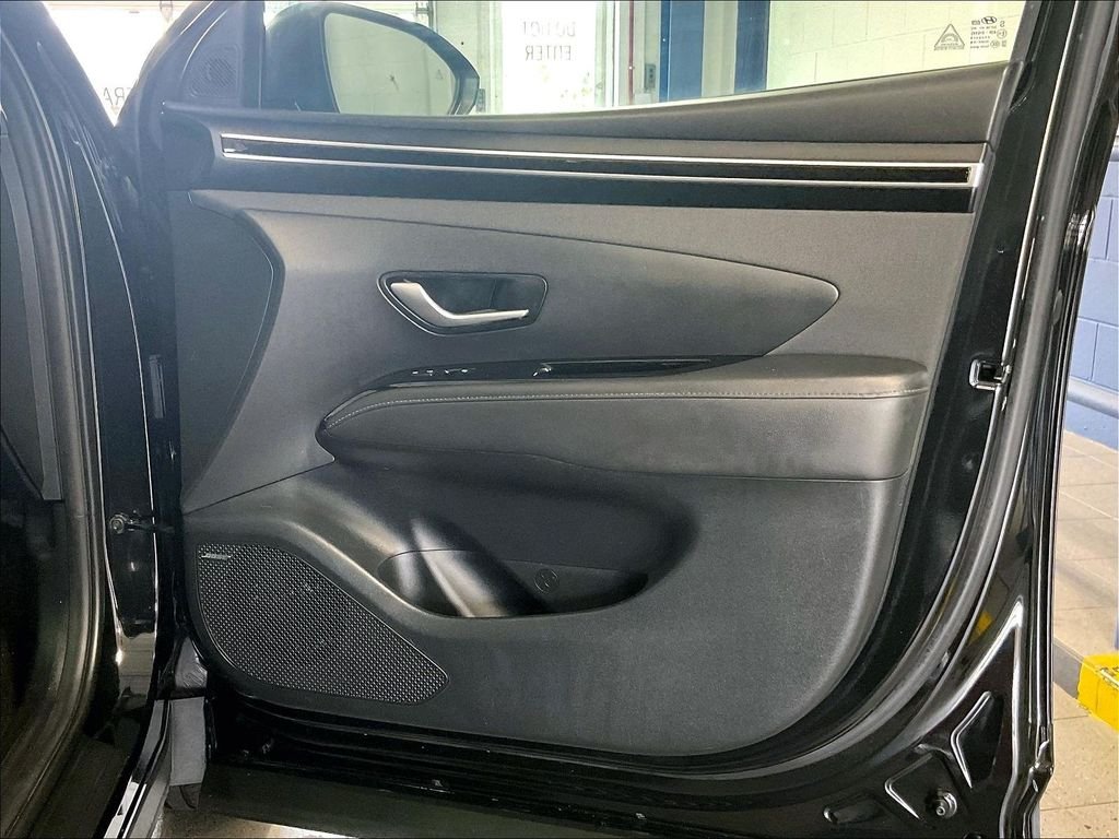 Used 2022 Black Hyundai Limited image 12