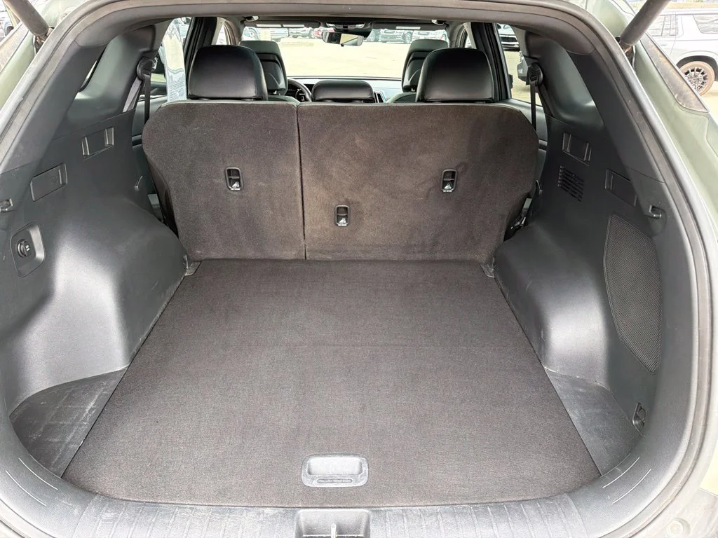 Used 2023 Green Kia X-Pro image 25