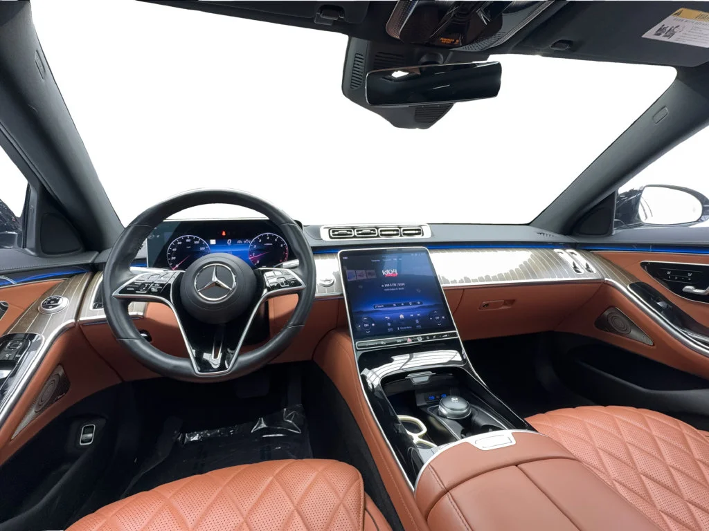 Used 2023 Black Mercedes-Benz S 580 image 37