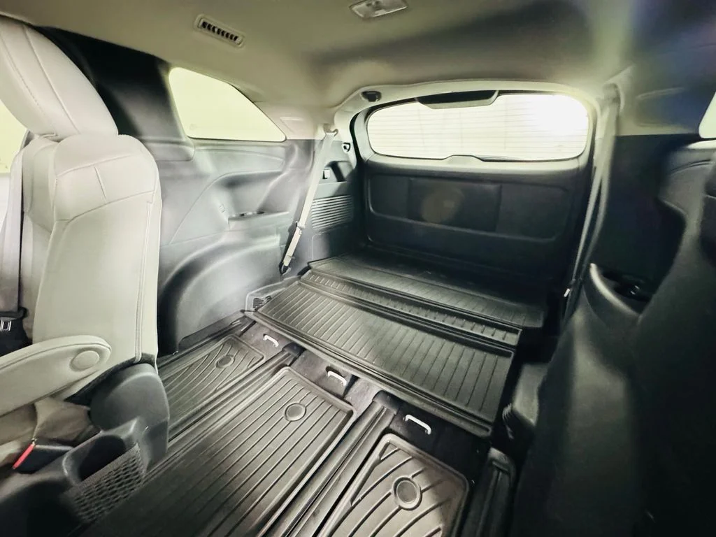 Used 2025 Beige Toyota XLE image 20